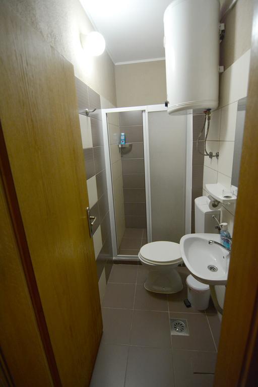 Guest House Via Bitola Bagian luar foto