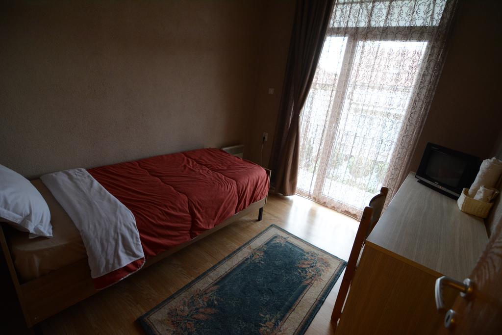 Guest House Via Bitola Bagian luar foto