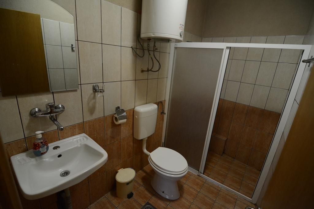Guest House Via Bitola Bagian luar foto