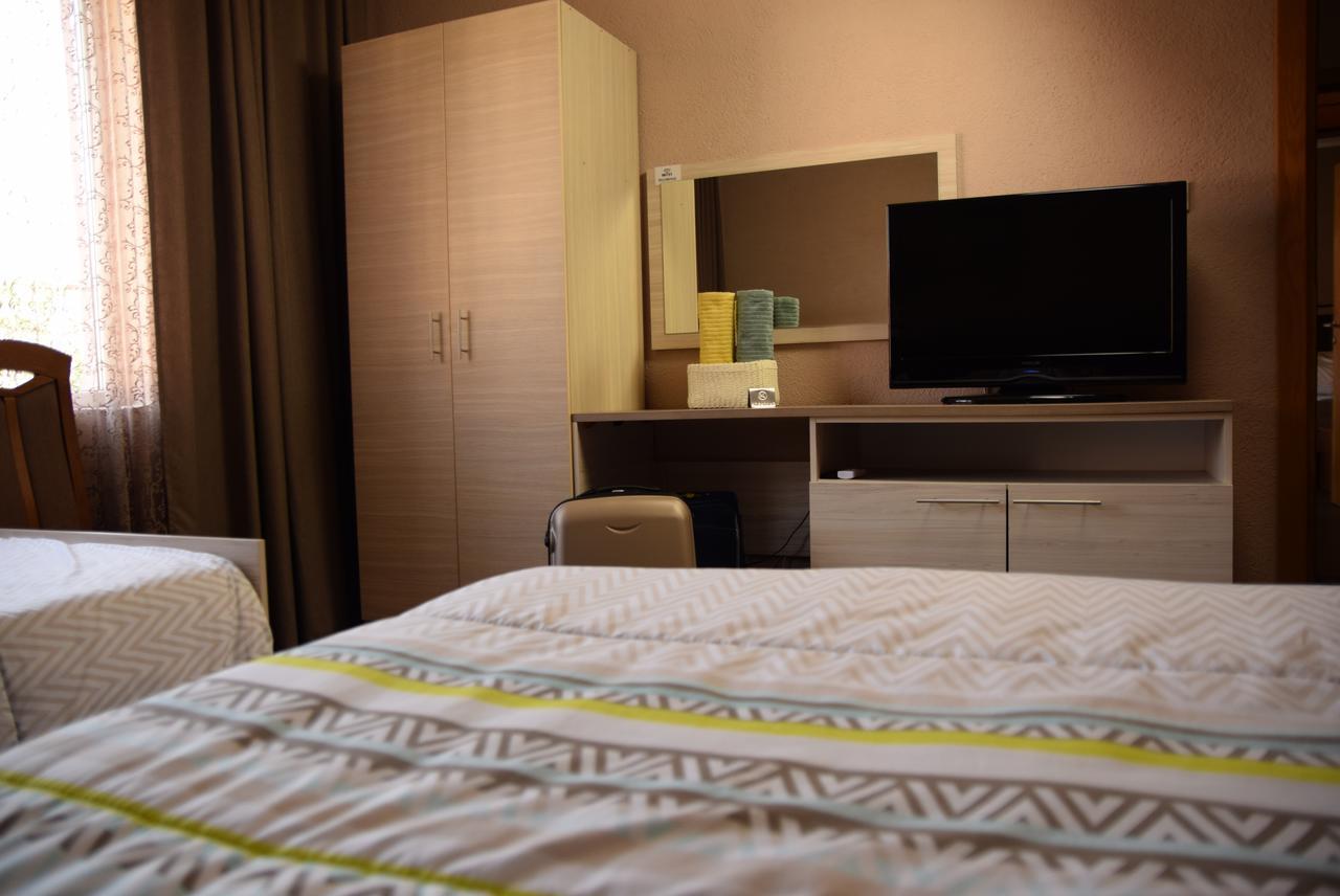 Guest House Via Bitola Bagian luar foto