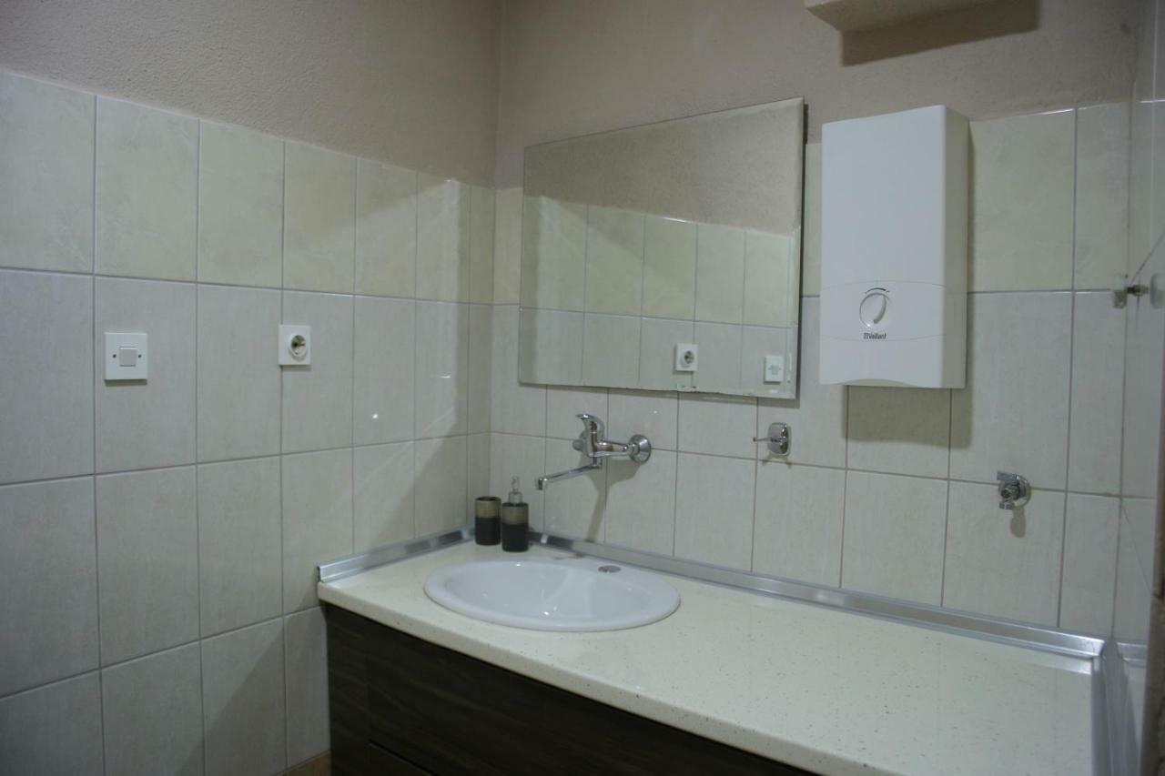 Guest House Via Bitola Bagian luar foto